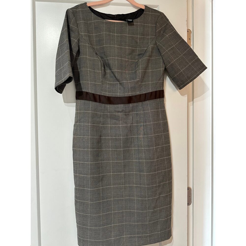 Chapter One Plaid Dress Size 6​